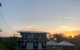Farhani Cabin Stay