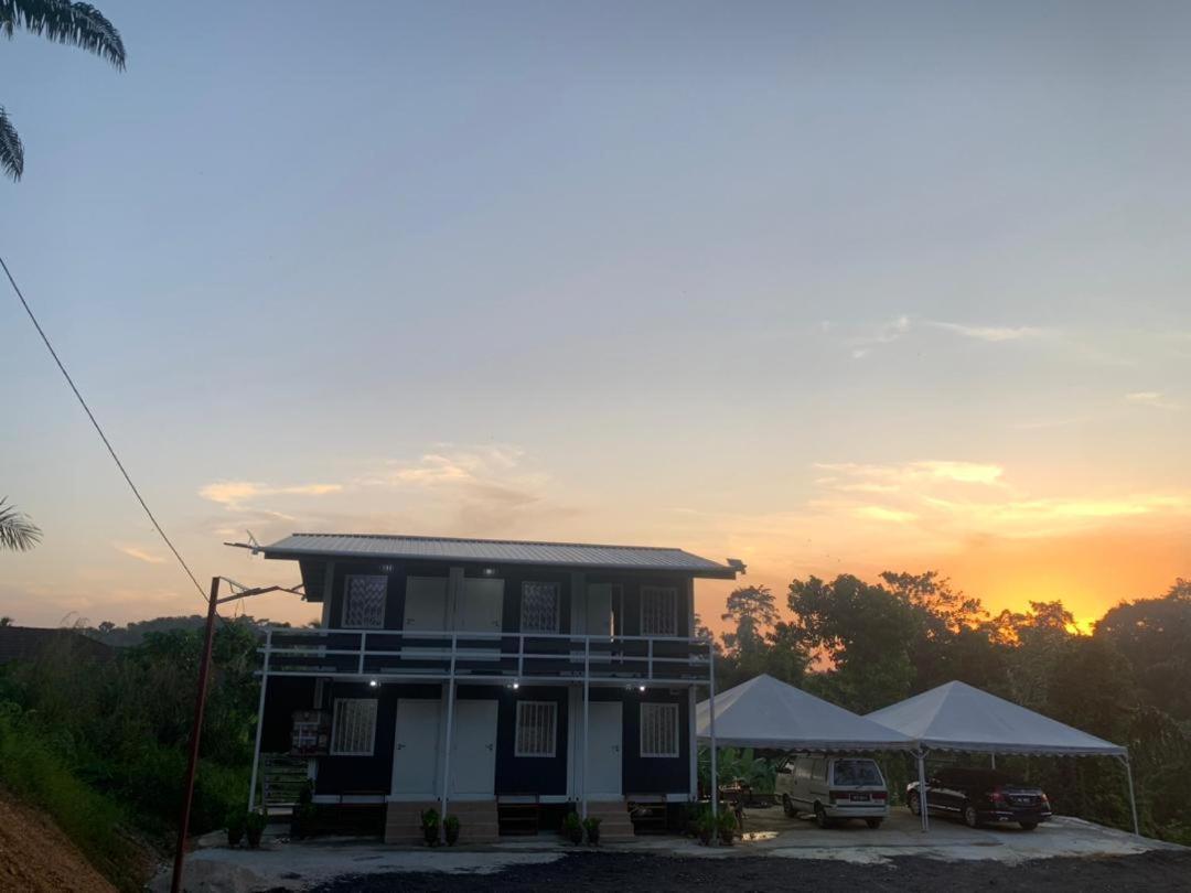 Farhani Cabin Stay Kampong Batu Lima Luaran gambar